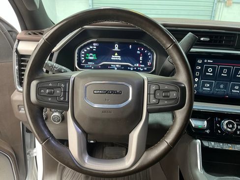 Used 2024 GMC Sierra 2500 Denali w/ Denali Reserve Package AWD/4WD image 22