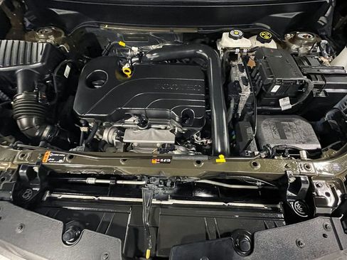 Used 2024 Chevrolet Equinox LT w/ LPO, Floor Liner Package image 37