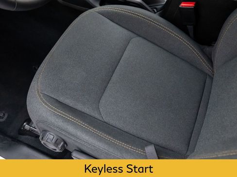 Used 2024 Jeep Wrangler Sahara image 13