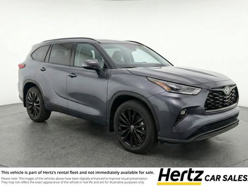 Used 2025 Toyota Highlander XSE image 1