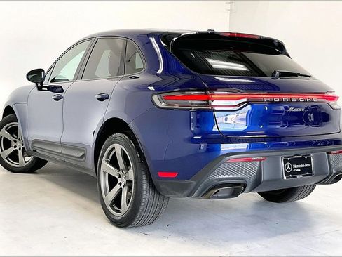 Used 2022 Porsche Macan AWD/4WD image 11