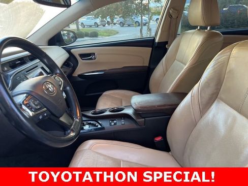 Used 2015 Toyota Avalon Limited image 9