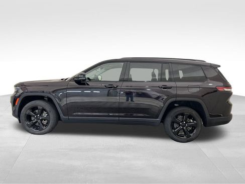 Used 2023 Jeep Grand Cherokee L Limited w/ Luxury Tech Group II AWD/4WD image 2
