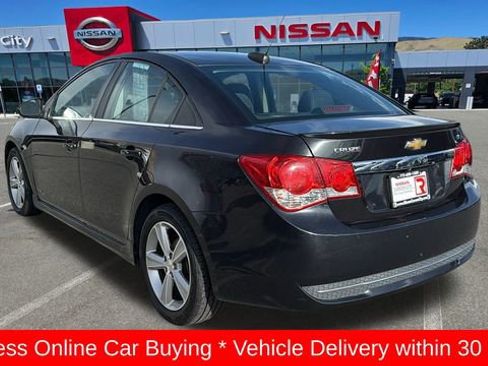 Used 2015 Chevrolet Cruze LT w/ Sun, Sound and Sport Package image 5