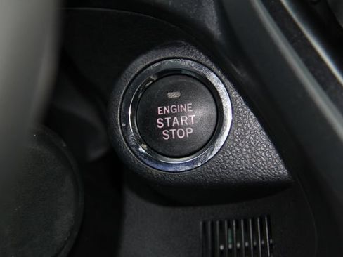 Certified 2025 Subaru Forester Premium AWD/4WD image 28