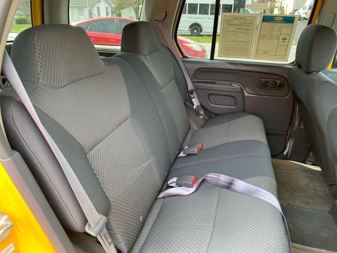 Used 2004 Nissan Xterra XE image 13