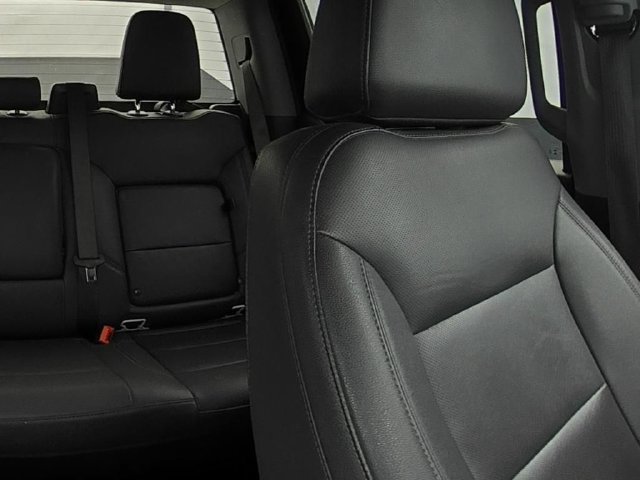 Used 2025 GMC Sierra 1500 SLT AWD/4WD image 32