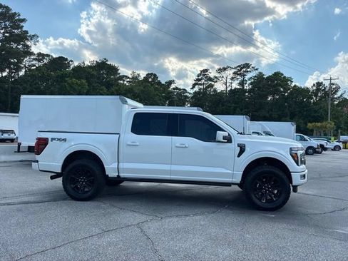 Used 2025 Ford F150 Platinum w/ FX4 Off-Road Package AWD/4WD image 2