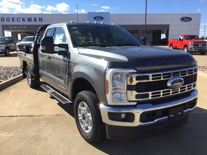 New 2025 Ford F350 XLT w/ FX4 Off-Road Package