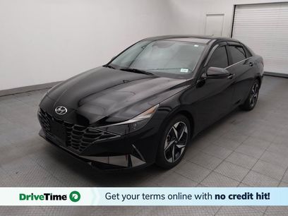 Used 2023 Hyundai Elantra Limited w/ Preferred Accessory Package
