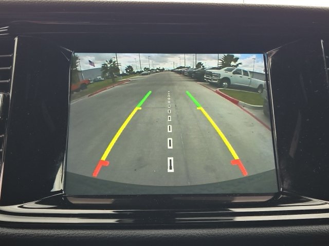 Used 2022 Dodge Durango GT RWD image 17