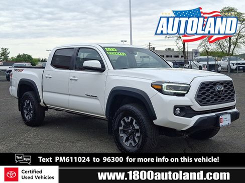 Used 2023 Toyota Tacoma TRD Off-Road w/ TRD Premium Off Road Package AWD/4WD image 1