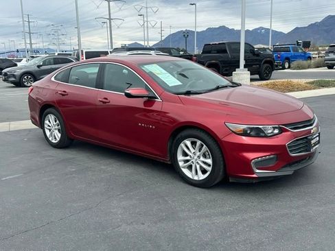 Used 2018 Chevrolet Malibu LT image 27