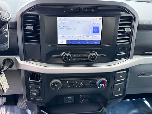 Used 2023 Ford F150 XLT AWD/4WD image 7