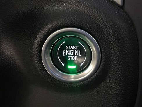 Used 2022 Chevrolet Silverado 1500 RST AWD/4WD image 29