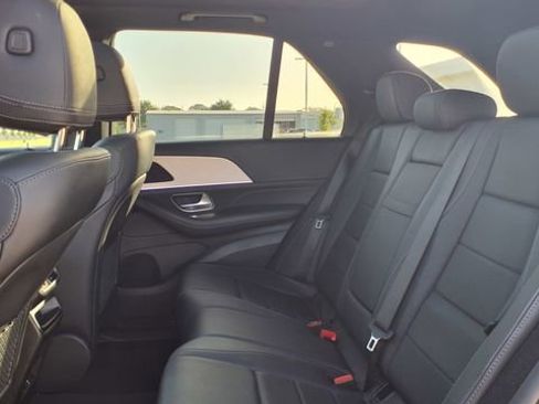 Used 2024 Mercedes-Benz GLE 350 4MATIC image 17