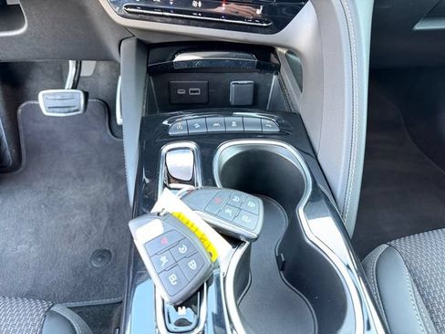Used 2023 Buick Envision Preferred w/ Sport Touring Package AWD/4WD image 32