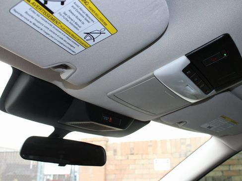 Used 2022 Nissan Pathfinder SV w/ Cargo Package image 28