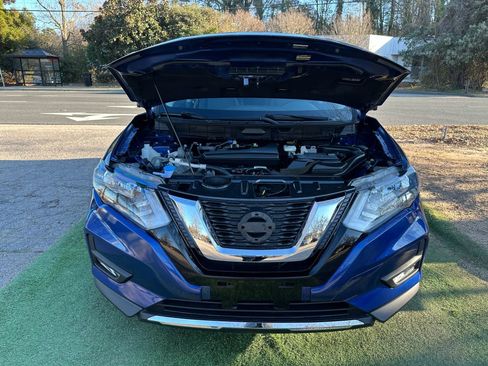 Used 2018 Nissan Rogue SL image 9