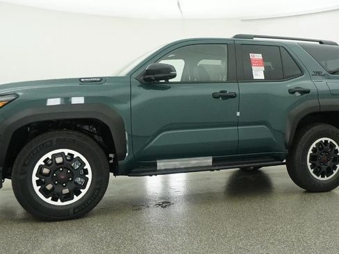 New 2026 Toyota 4Runner TRD Off-Road Premium AWD/4WD image 18
