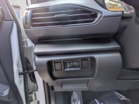 Certified 2024 Subaru Crosstrek 2.0i Premium image 19