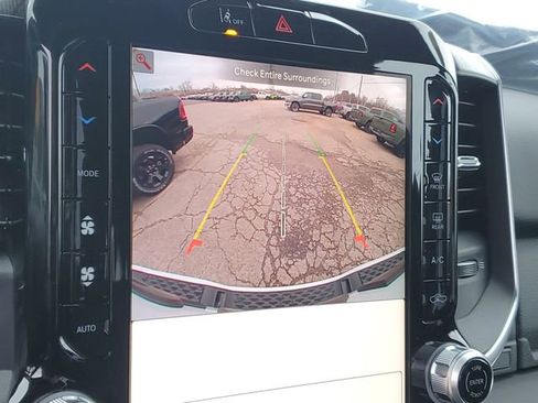 New 2026 RAM 1500 4x4 Crew Cab image 11