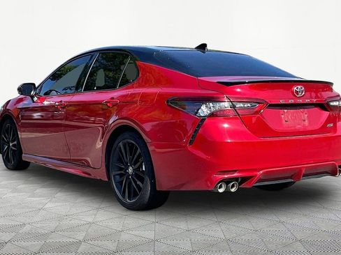 Used 2024 Toyota Camry XSE FWD image 5