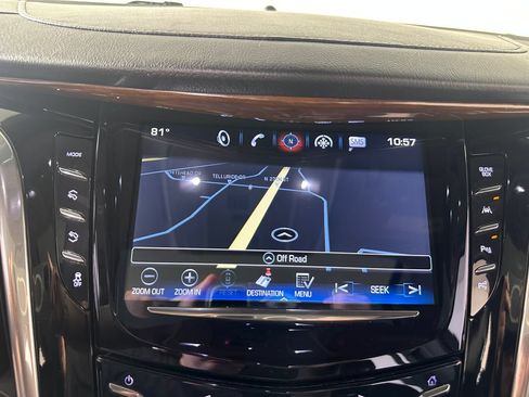 Used 2018 Cadillac Escalade Luxury w/ LPO, Radiant Package AWD/4WD image 38