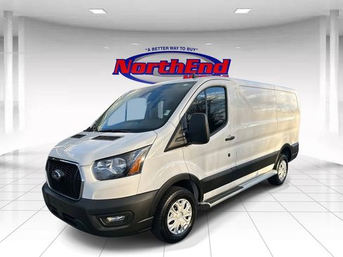 Used 2024 Ford Transit 250 Low Roof w/ Exterior Upgrade Package image 7