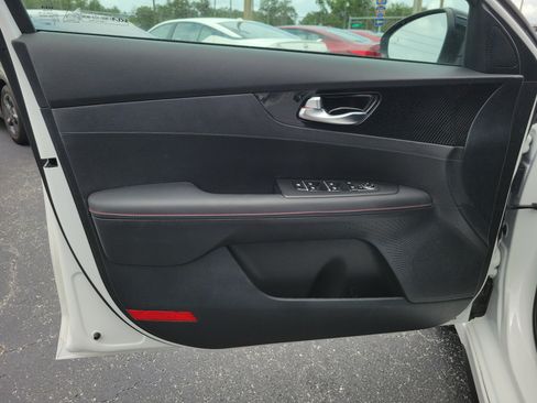Used 2023 Kia Forte GT FWD image 15