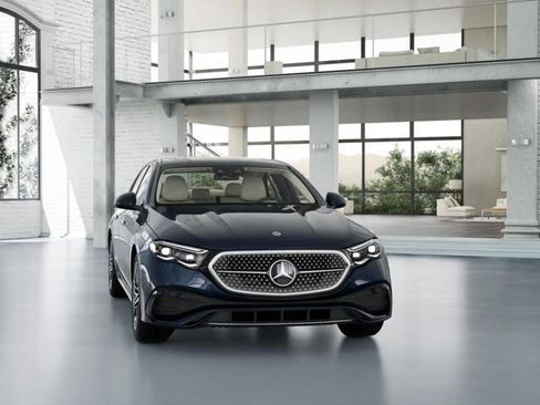 New 2026 Mercedes-Benz E 350 4MATIC Sedan image 8
