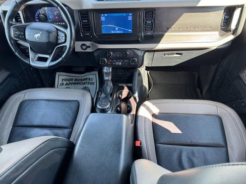 Used 2021 Ford Bronco Wildtrak image 11