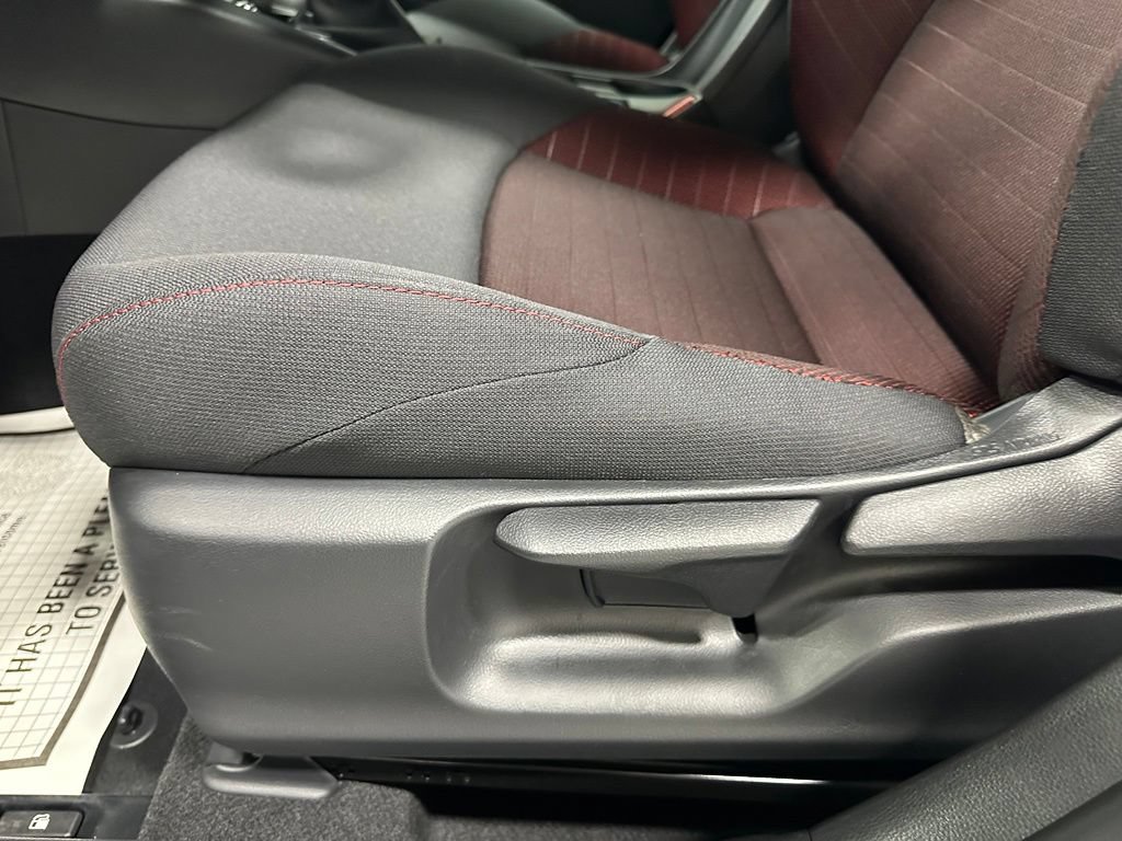 Used 2026 Toyota Corolla SE FWD image 12