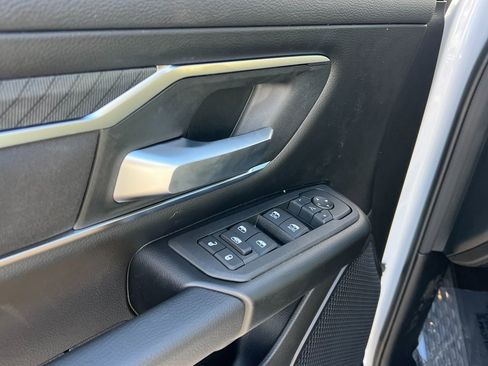 New 2026 RAM 1500 4x4 Crew Cab image 20