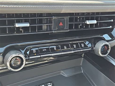 New 2025 Chevrolet Tahoe Premier w/ Sun And Tow Package image 15