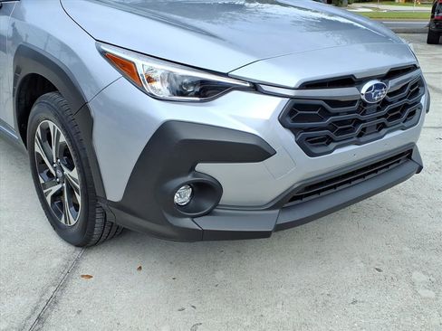 Used 2024 Subaru Crosstrek 2.0i Premium image 9