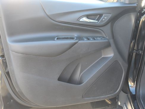 Used 2020 Chevrolet Equinox LT image 11