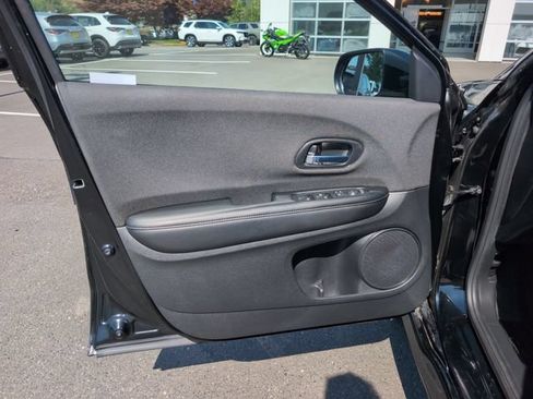 Used 2022 Honda HR-V Sport image 17