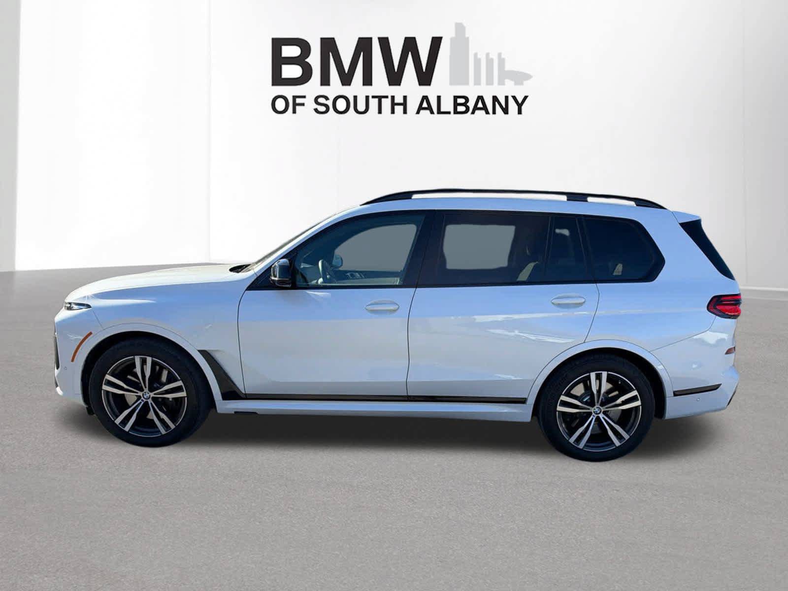 Used 2024 BMW X7 M60i w/ Executive Package AWD/4WD image 2