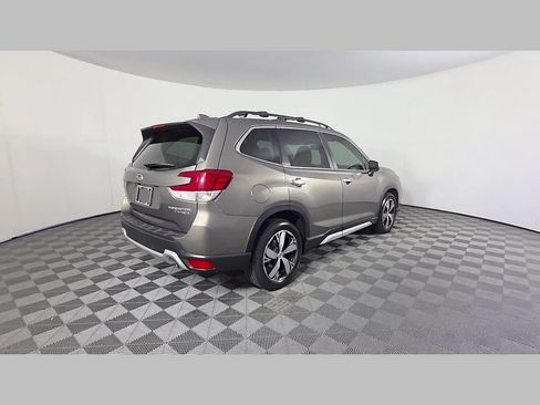 Used 2019 Subaru Forester Touring w/ Popular Package #3 AWD/4WD image 39