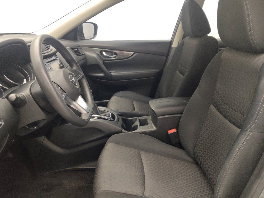 Used 2017 Nissan Rogue S FWD image 17