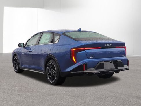 New 2025 Kia K4 GT-Line w/ GT-Line Sunroof Package FWD image 7