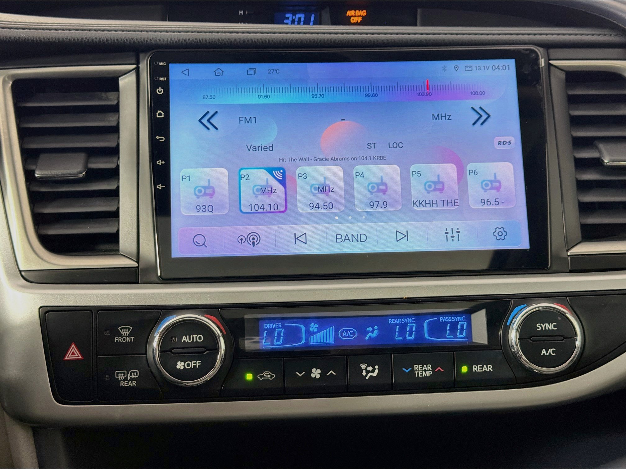 Used 2015 Toyota Highlander XLE FWD image 19
