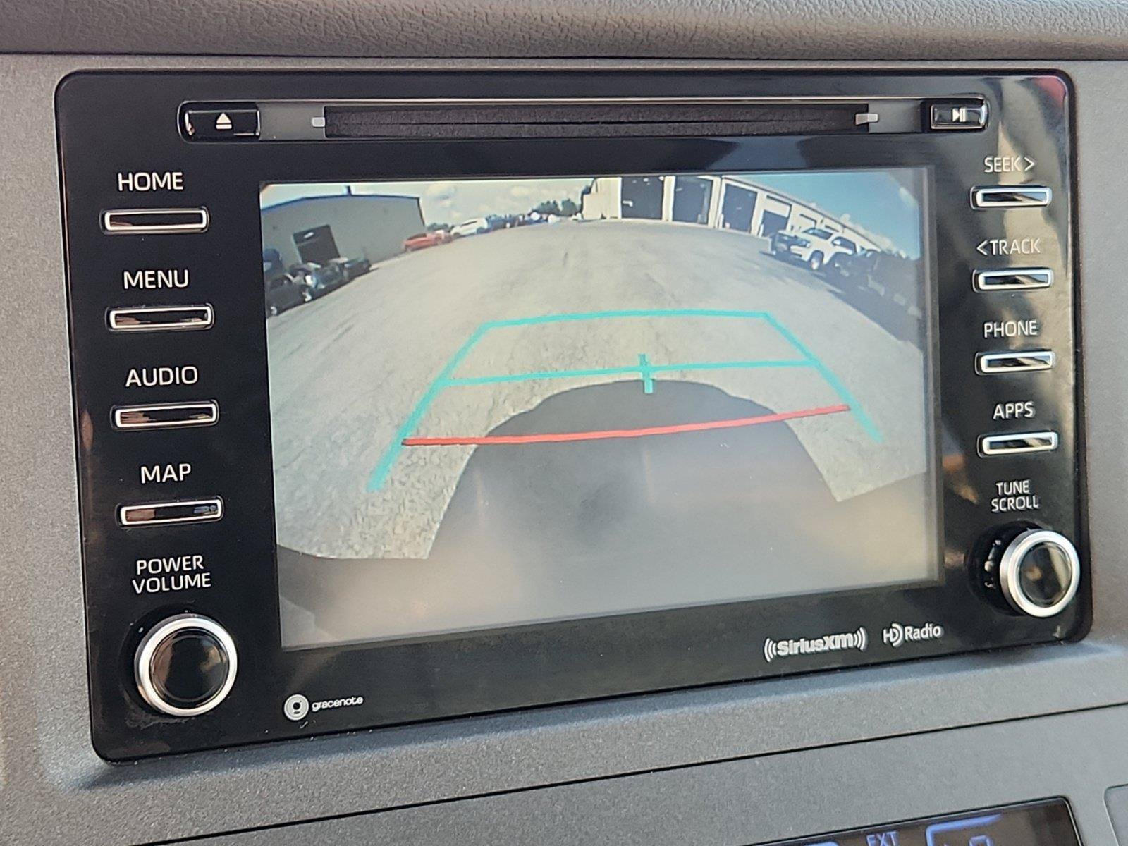 Used 2019 Toyota Sienna XLE w/ XLE Navigation Package FWD image 24