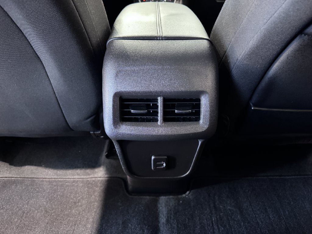 Certified 2024 GMC Terrain SLE w/ Driver Convenience Package AWD/4WD image 27