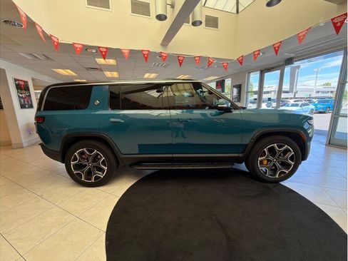 Used 2023 Rivian R1S Launch Edition AWD/4WD image 4