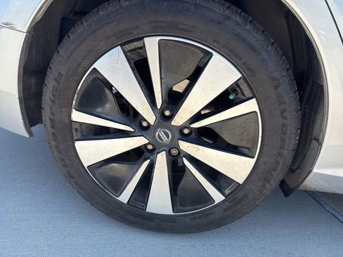 Used 2019 Nissan Altima 2.5 SL FWD image 21