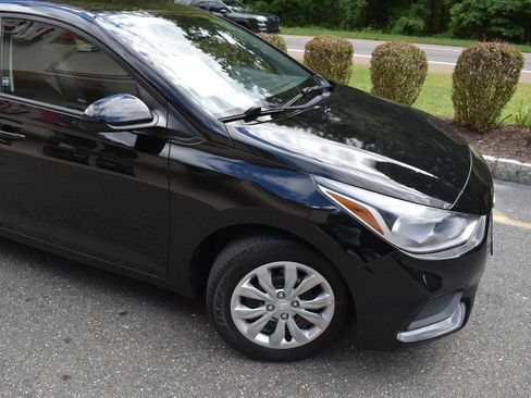 Used 2020 Hyundai Accent SE FWD image 62
