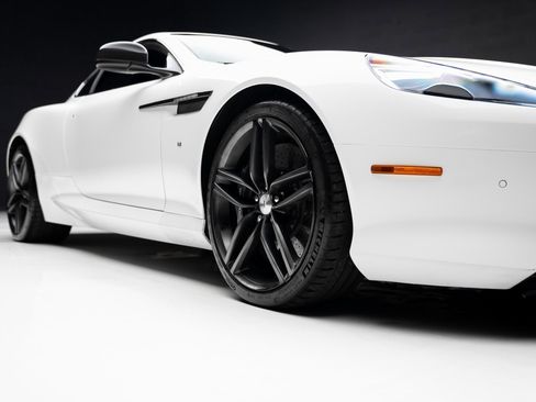 Used 2016 Aston Martin DB9 GT image 72