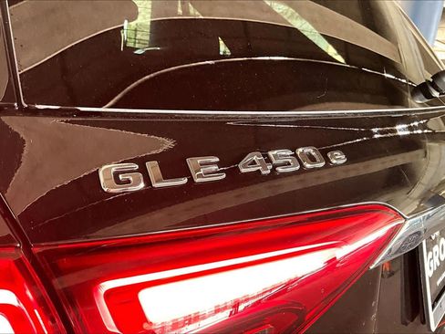 Used 2024 Mercedes-Benz GLE 450e 4MATIC image 9